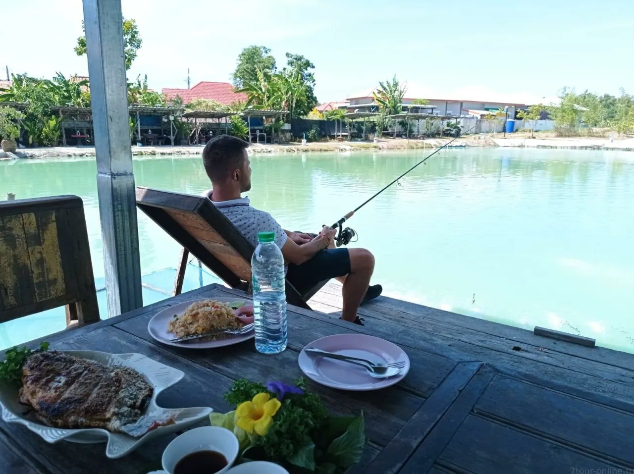 Pattaya'dan göl kenarında piknik ve Sai Kaew plajı turu