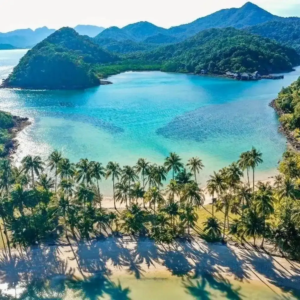 Pattaya'dan Ko Chang su üstü otel turu – 2 gün