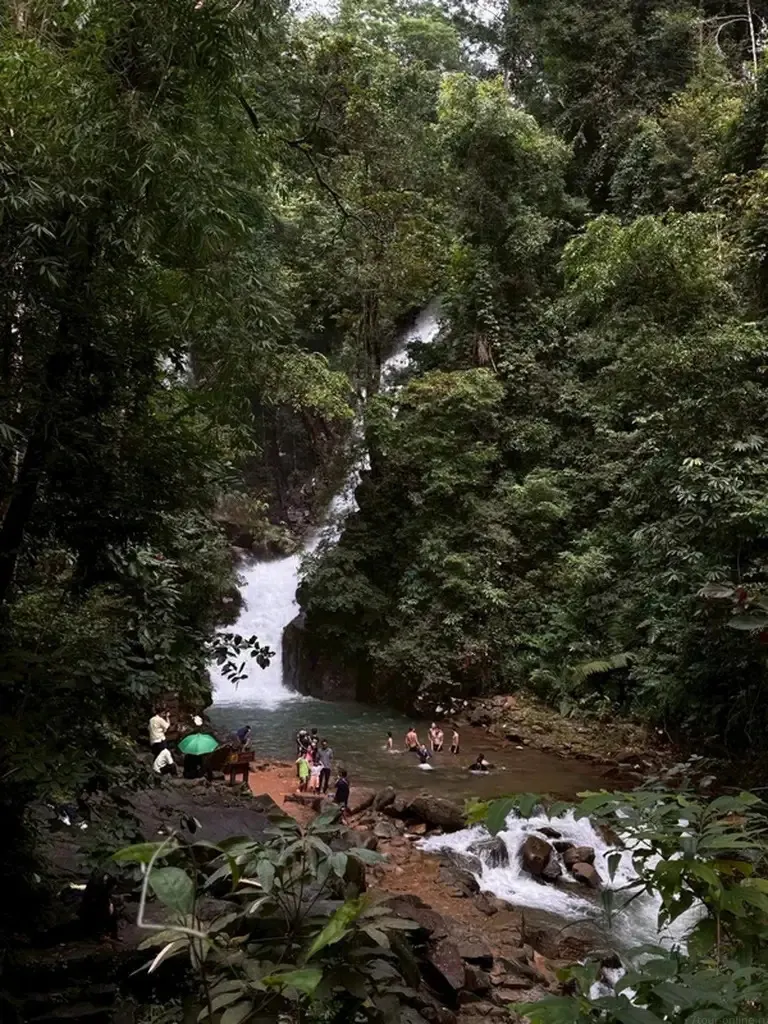 Chanthaburi Day Trip from Pattaya: Waterfall, Oysters and Gem Canyon