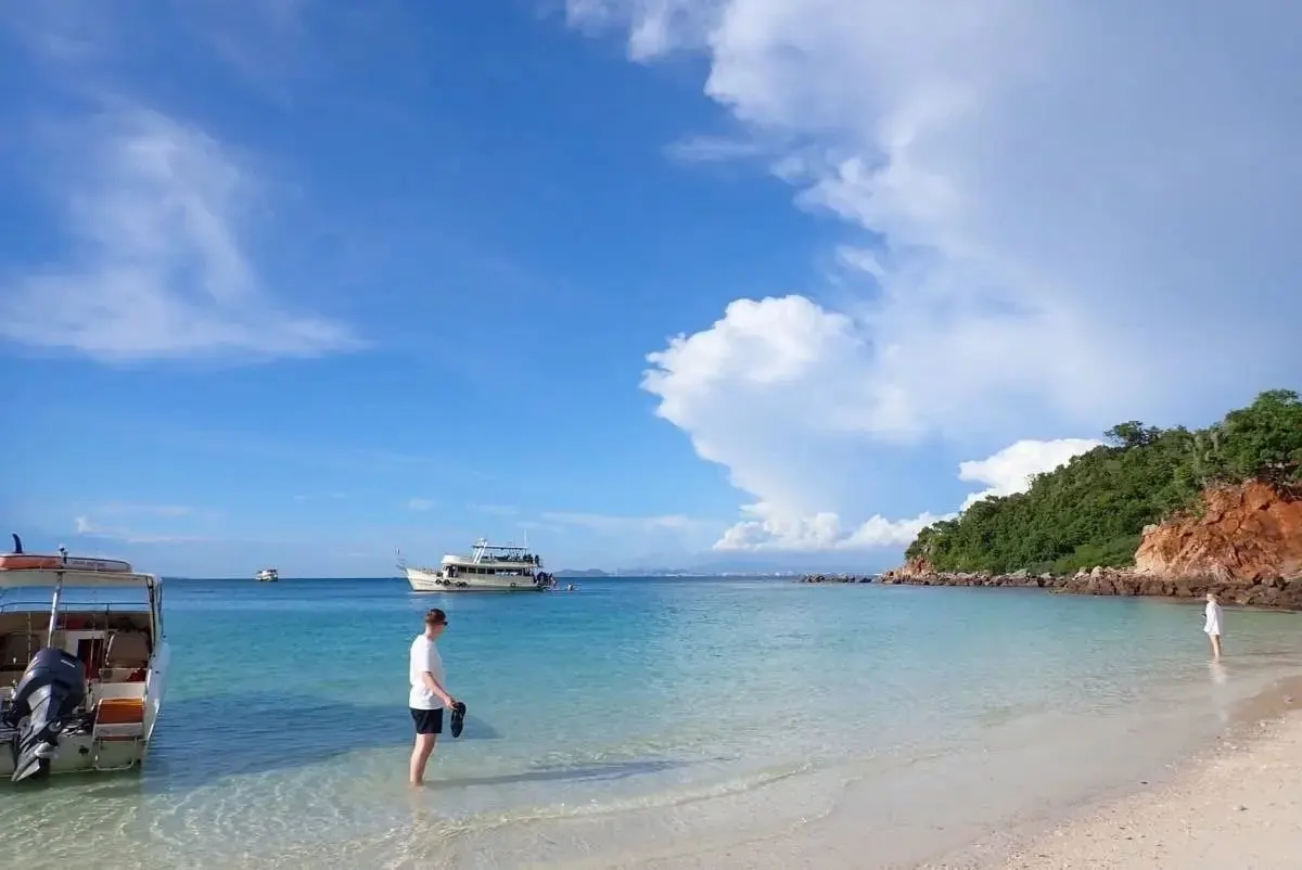 Pattaya'da özel sürat teknesi kiralama: adalar, şnorkel ve balık avı