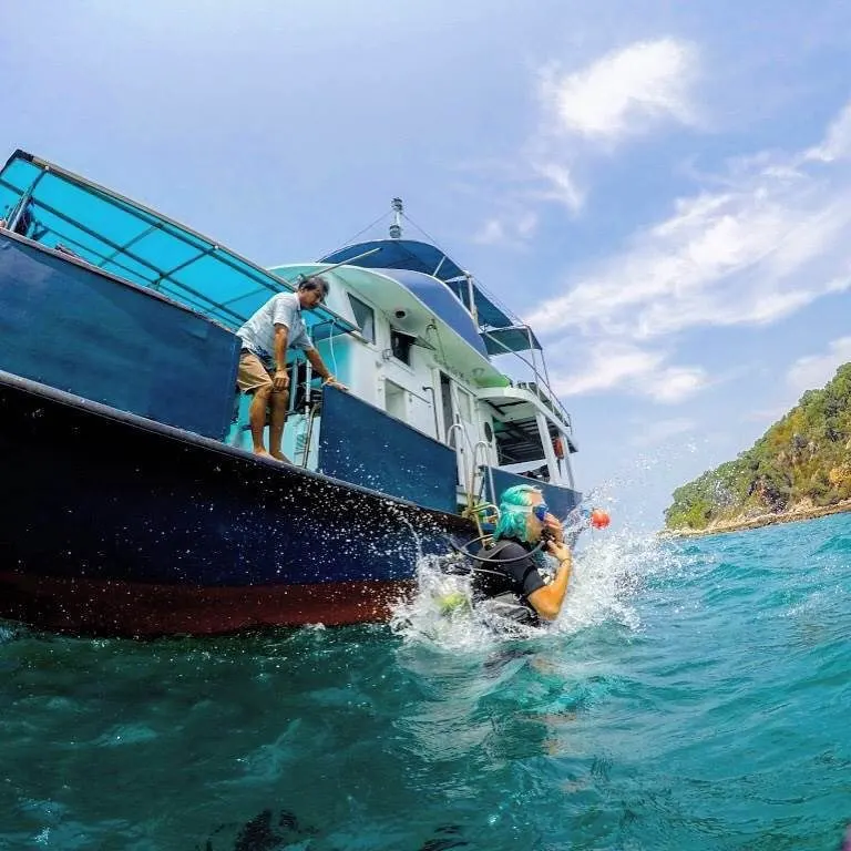 Scuba Diving in Pattaya for Beginners and Certified Divers