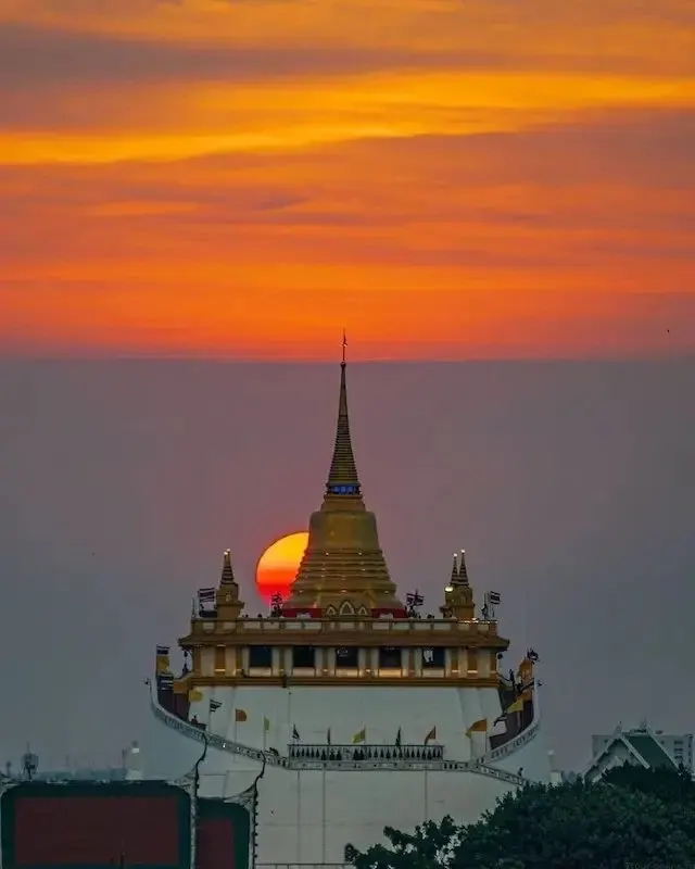 Bangkok Day & Evening Tour from Pattaya with River Cruise