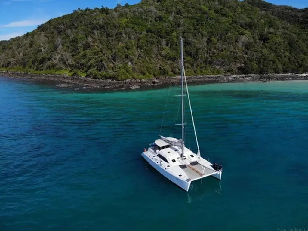 Pattaya Catamaran and Yacht Charter to the Islands