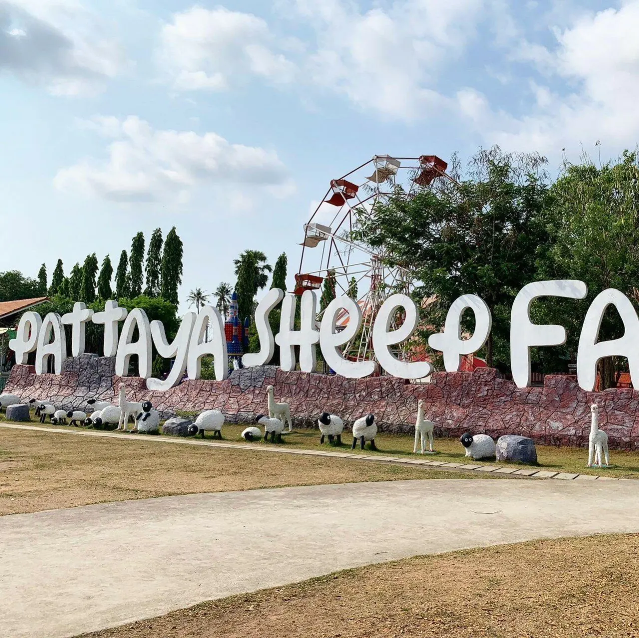 Pattaya hayvanlar dünyası turu: hayvanat bahçeleri ve akvaryum