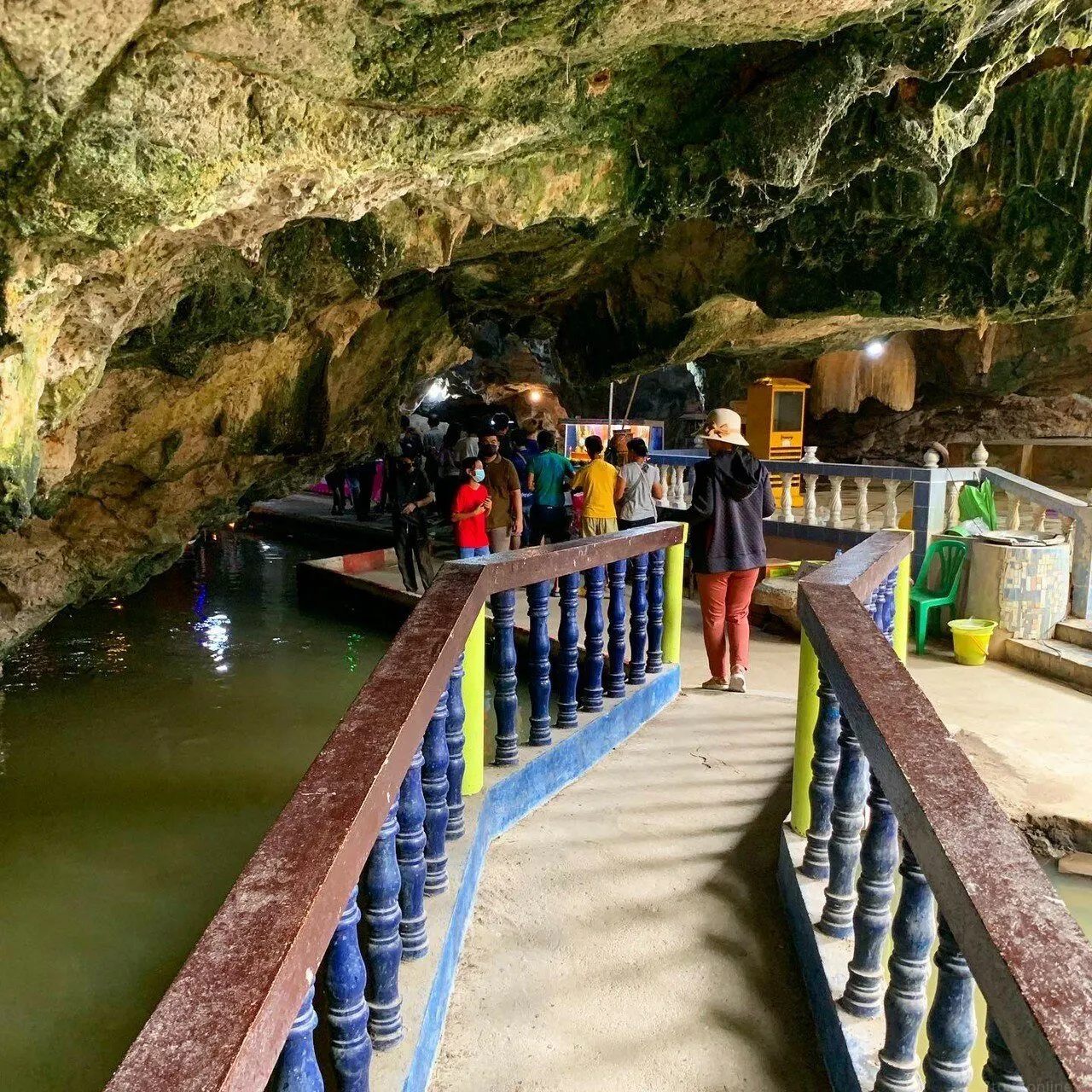 Pattaya'dan Ratchaburi turu: alpaka parkı, mağara ve kaplıcalar