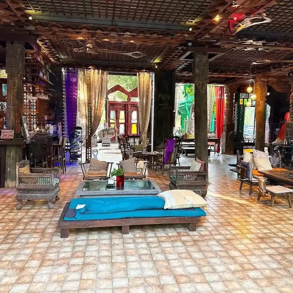 Pattaya Insta Tour: Small-Group Photo Sightseeing Day