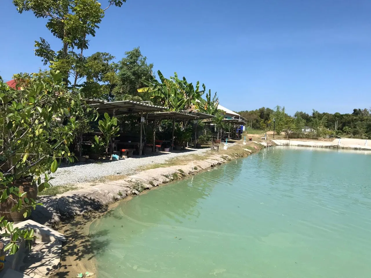 Pattaya'dan göl kenarında piknik ve Sai Kaew plajı turu
