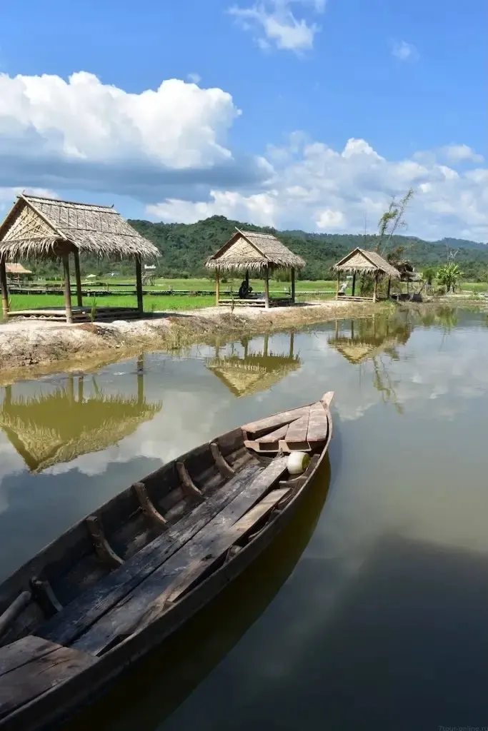 Nakhon Nayok Day Trip: King's Dam and Sarika Waterfall