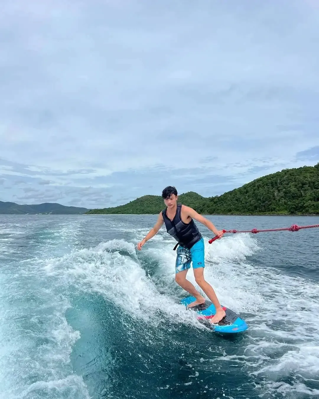 VIP Wakesurfing in Pattaya With Private Boat and Instructor