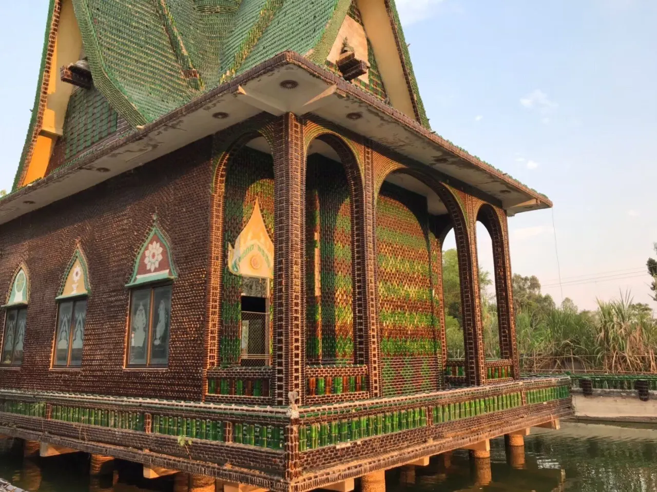 Emerald Triangle 2-Day Tour from Pattaya: Ubon Ratchathani
