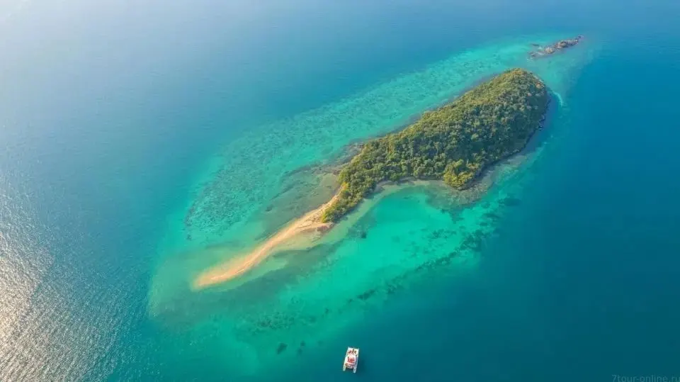 Pattaya Catamaran Sunset Cruise to Ko Phai and Ko Rin