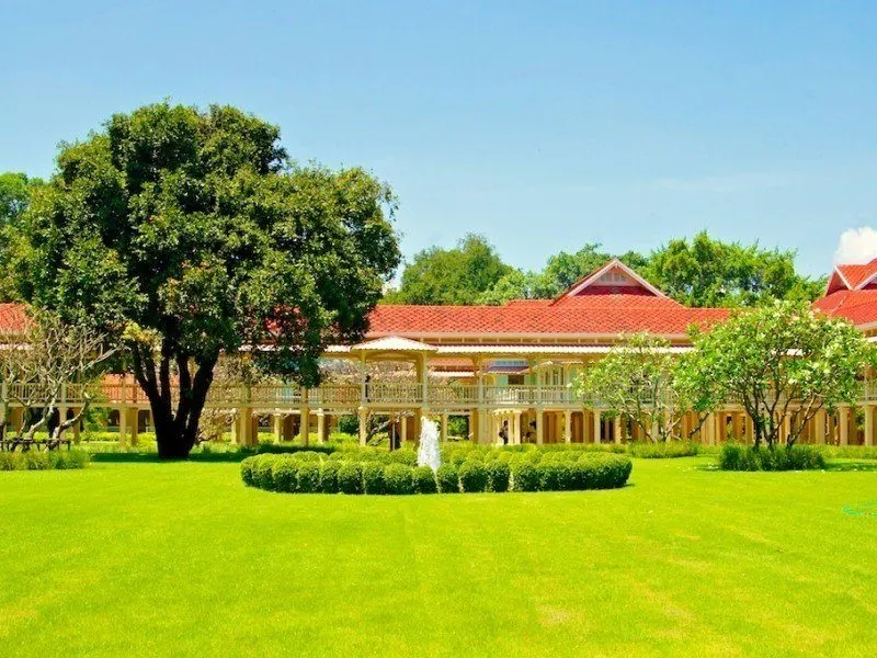 Royal Hua Hin and Sam Roi Yot 2-Day Tour from Pattaya
