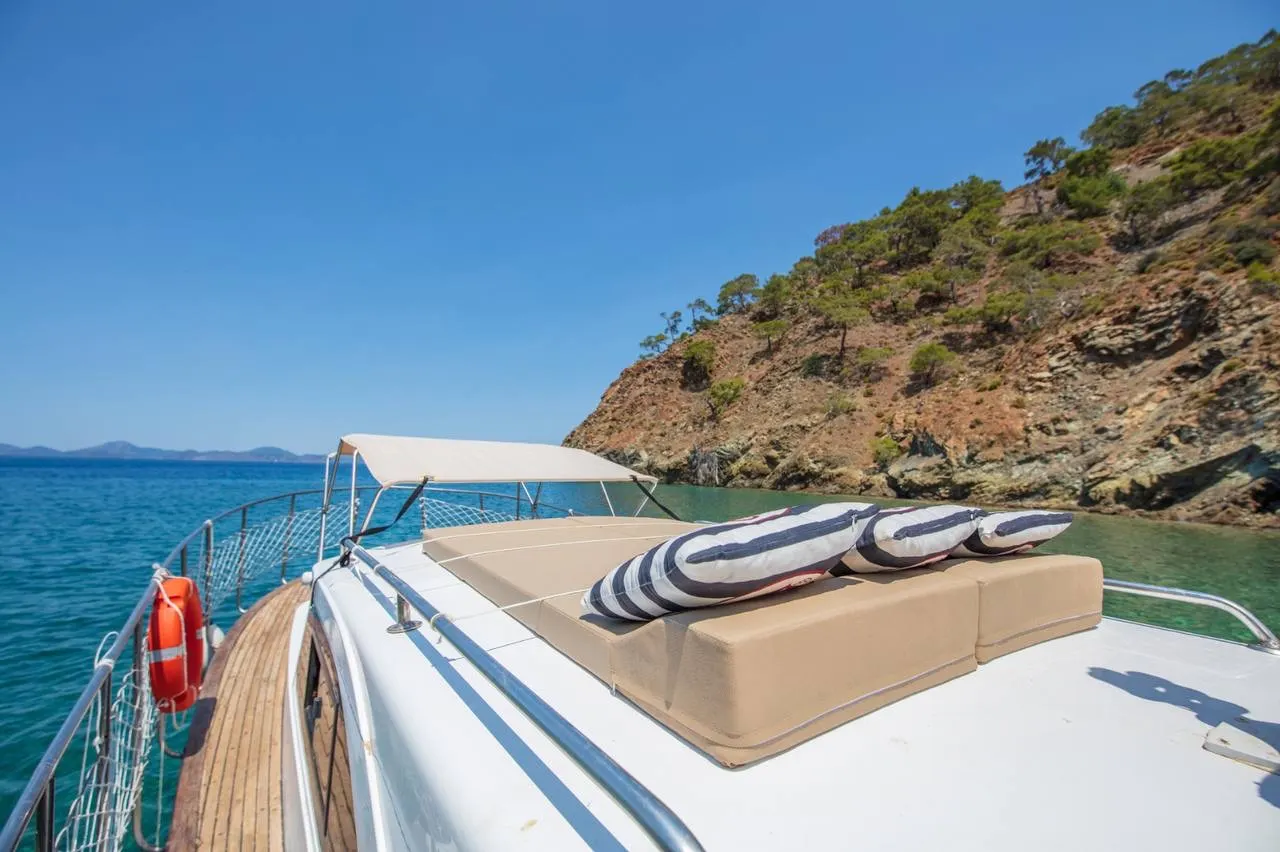 Fethiye'den Özel Yatla Adalar Turu ve Balık Avı