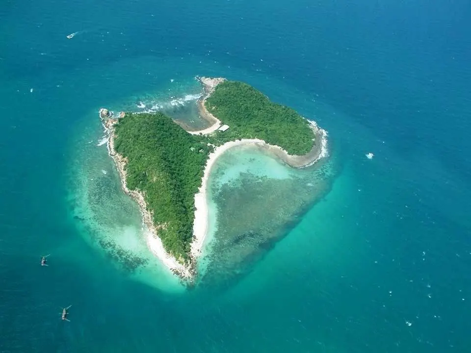 Ko Kham Emerald Island Boat Trip From Pattaya