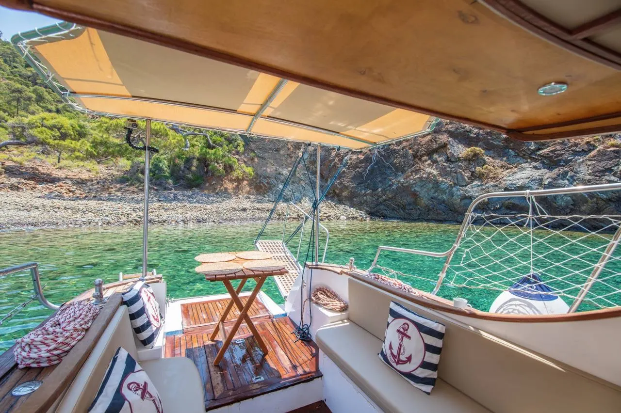 Fethiye'den Özel Yatla Adalar Turu ve Balık Avı