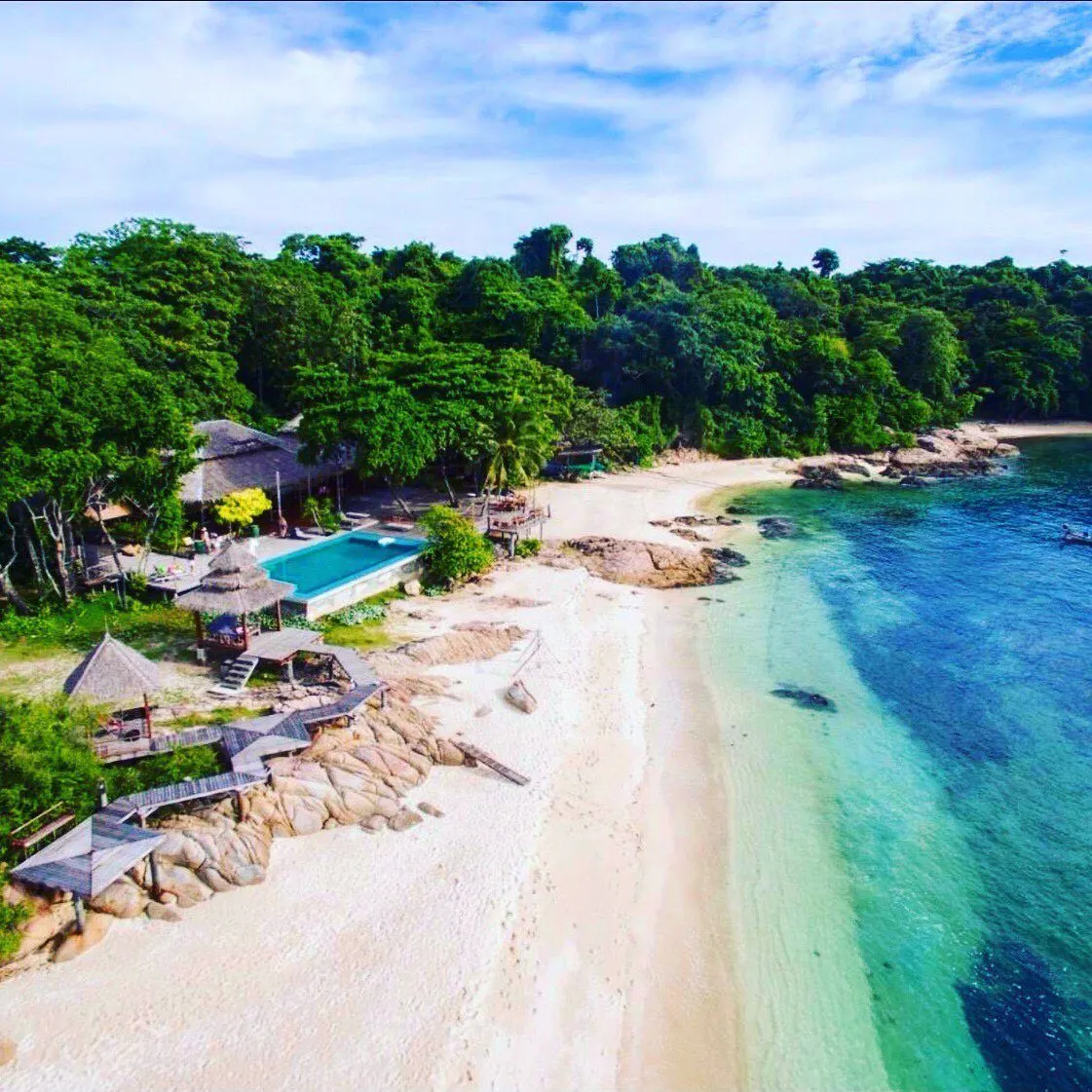Koh Mun Nork Thai Maldives 2-Day Island Stay from Pattaya