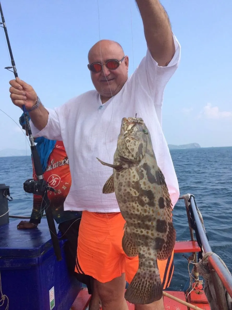 Pattaya Deep-Sea Fishing Trip for Predatory Fish