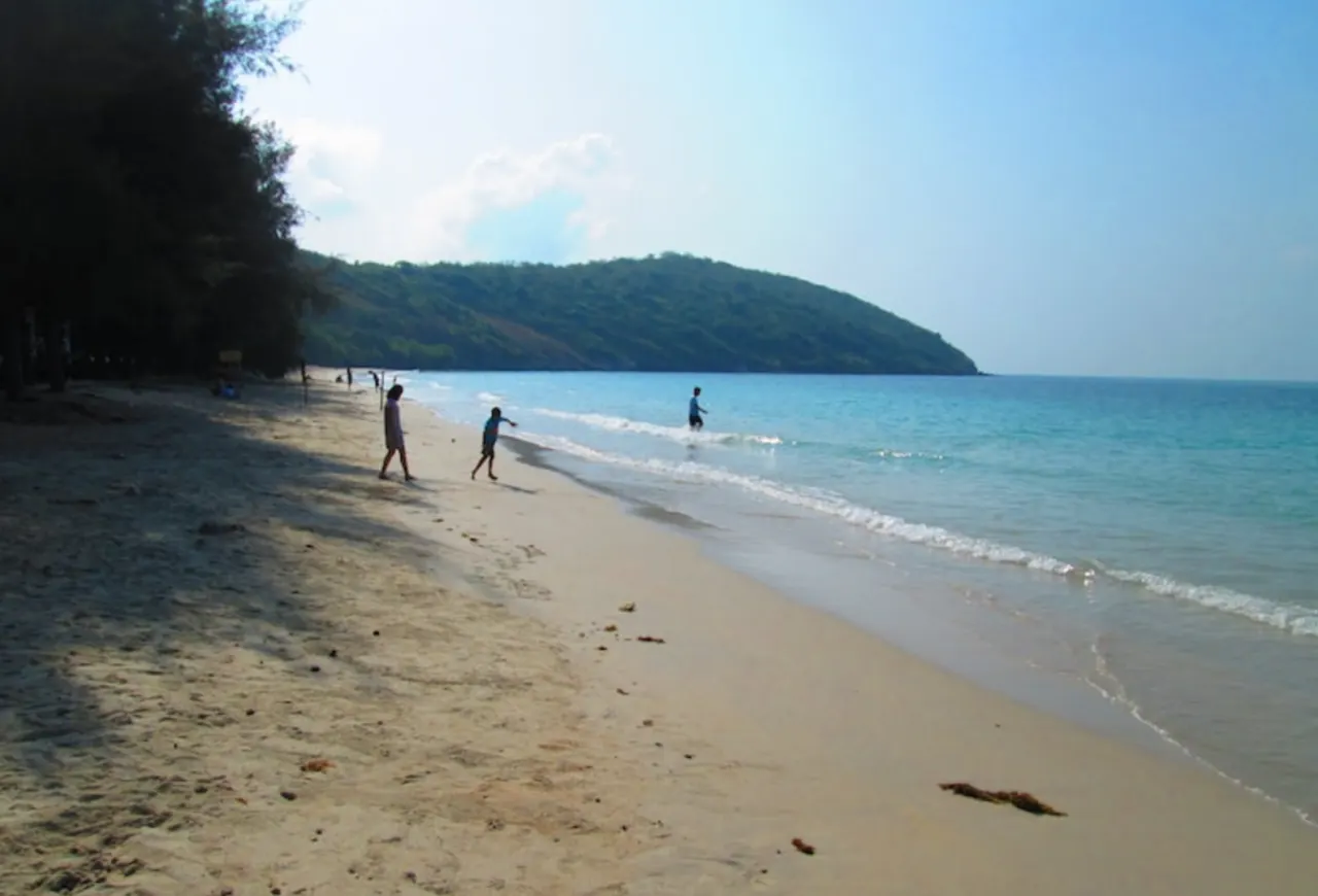 Pattaya'dan Nang Ram plajı (Dans Eden Kız plajı) turu