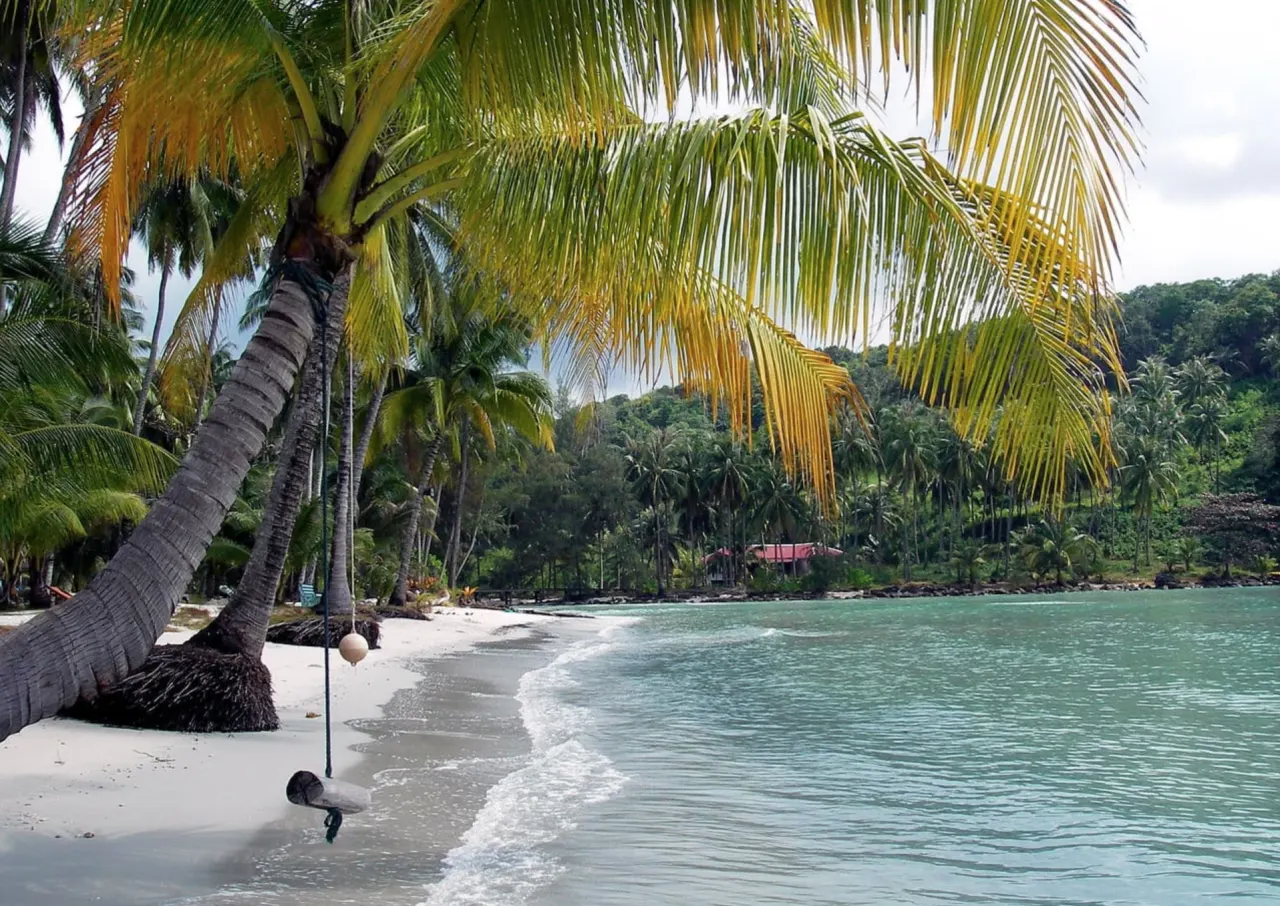 Koh Kood Island Trip from Pattaya: 2 Days with Hotel Stay