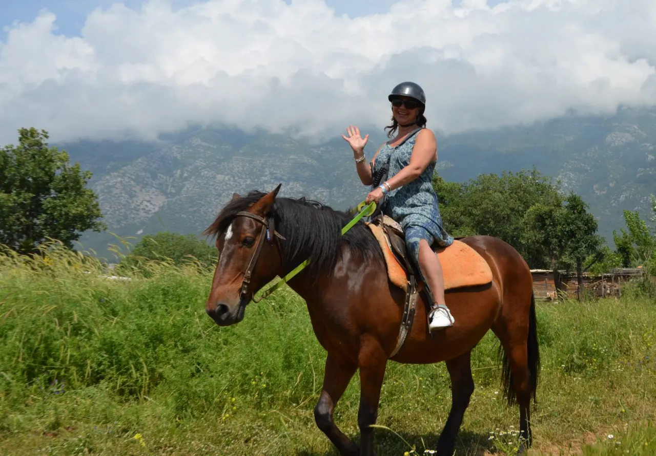 Ölüdeniz'de At Turu