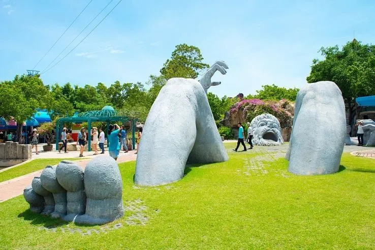 Dream World Bangkok Theme Park Trip From Pattaya