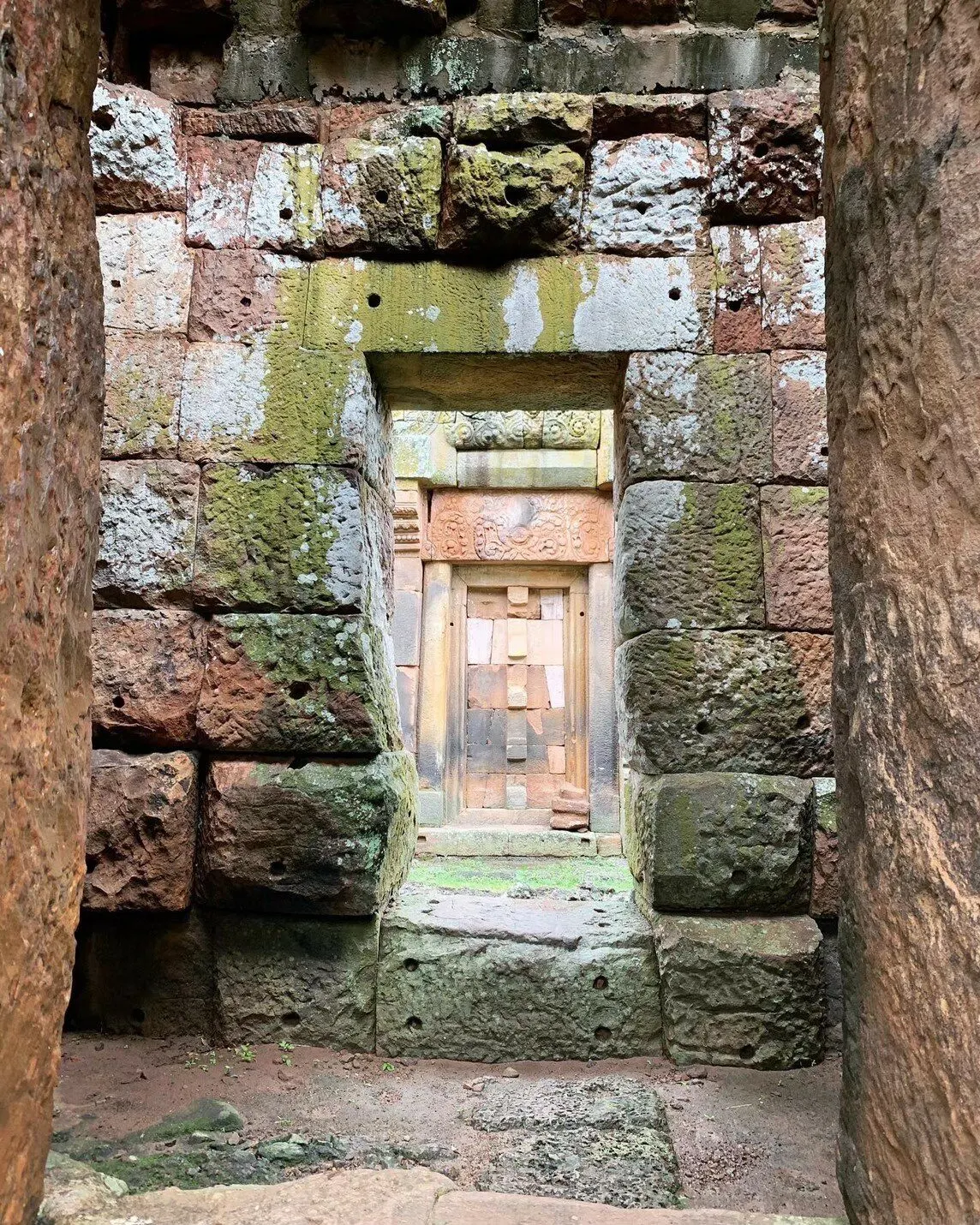 Isan Treasures 2-Day Tour from Pattaya: Phanom Rung & Temples