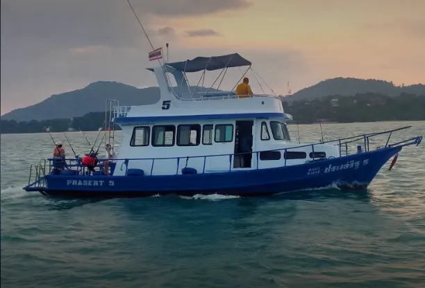 Racha Yai Adası Deniz Balıkçılığı