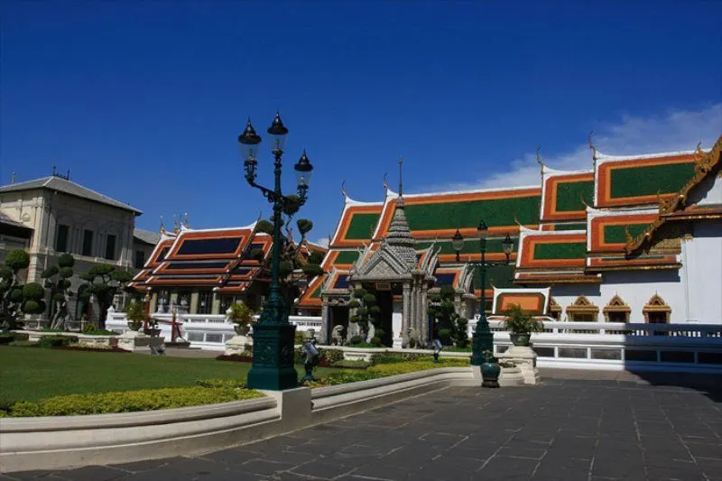 Historic Bangkok Day Trip from Pattaya: Grand Palace & Wat Pho