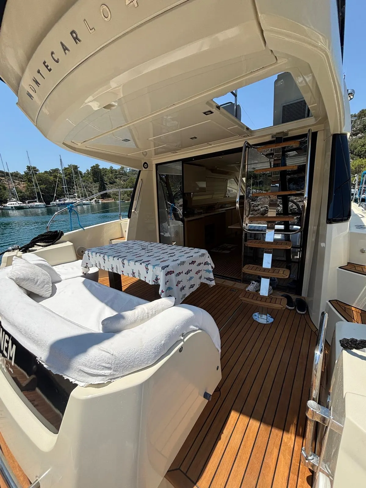 «Dafn» Yacht Rental in Fethiye – Private cruise around the peninsula's bays