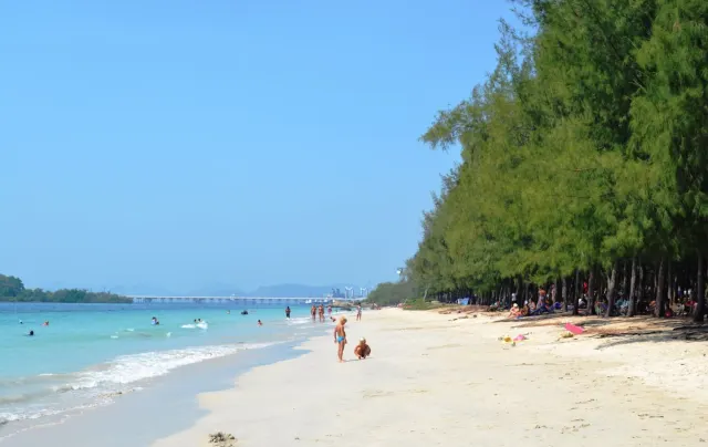 Pattaya'dan Nang Ram plajı (Dans Eden Kız plajı) turu thumbnail