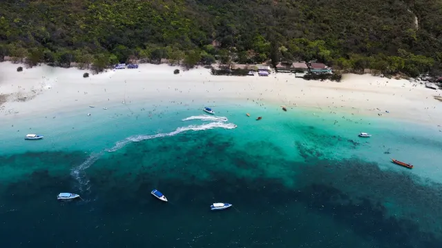 Pattaya'dan Ko Lan adalar macera turu thumbnail