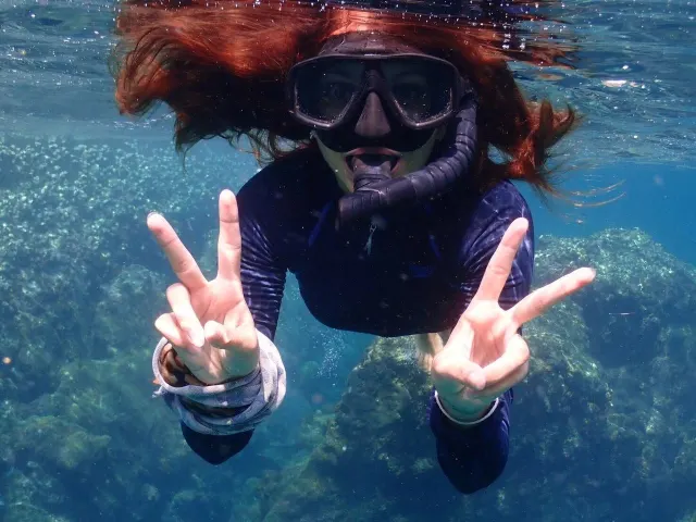Ko Kham Emerald Island Boat Trip From Pattaya thumbnail