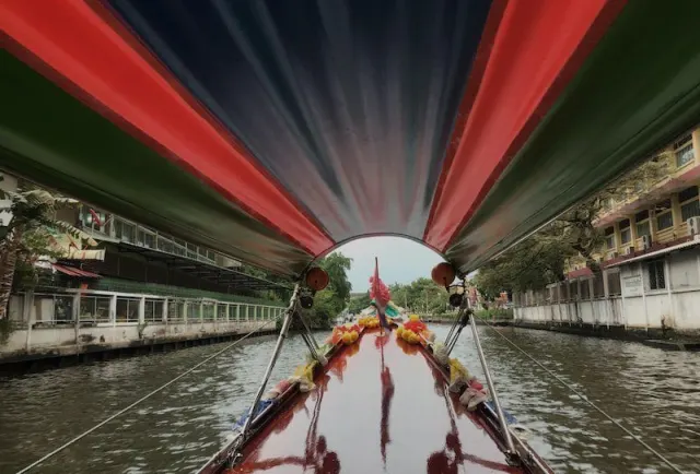 Evening Bangkok, Mahanakhon Skywalk and Chao Phraya Dinner Cruise thumbnail
