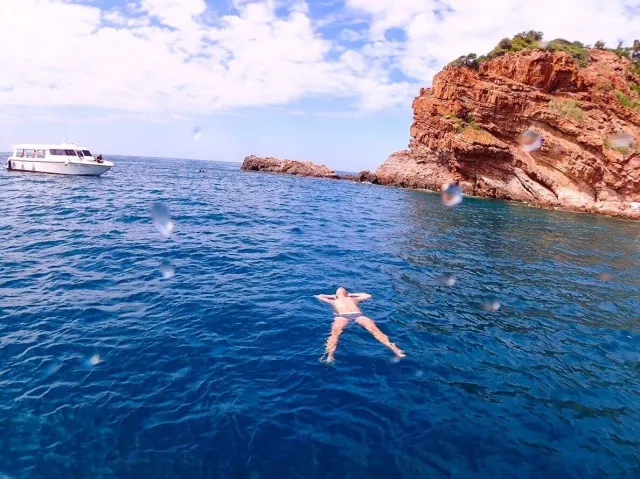 Pattaya Snorkeling Tour to Samae San Islands and Nang Ram Beach thumbnail