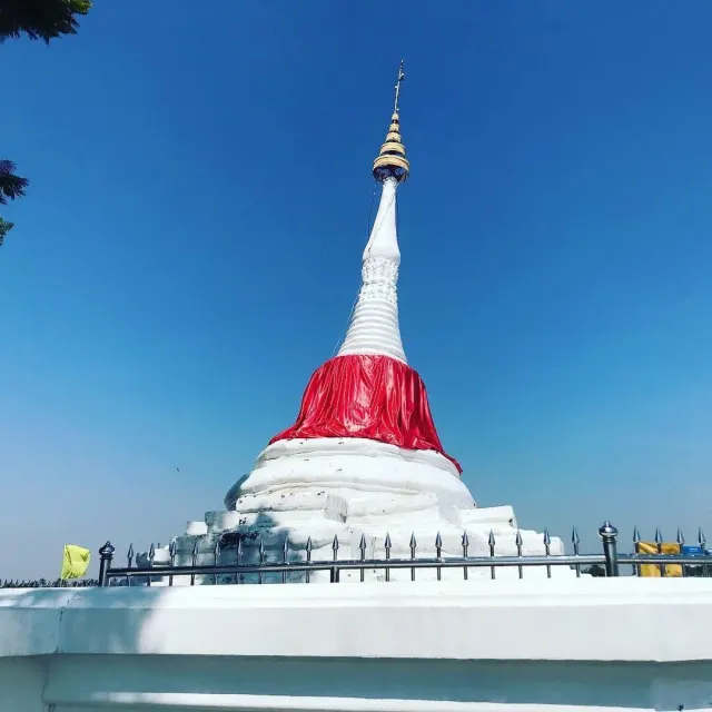 Pattaya'dan mistik Bangkok turu: Ejderha Tapınağı ve Ko Kret thumbnail