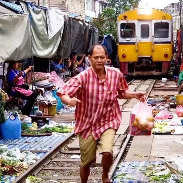 Pattaya'dan 5 harika turu: Ejderha Tapınağı, Maeklong ve Amphawa thumbnail