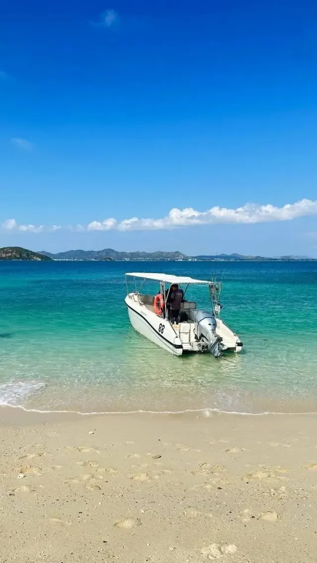 Sabai Island Speedboat Trip from Pattaya with Seafood BBQ and Sunset thumbnail
