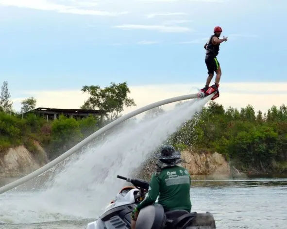 Flyboard Experience in Pattaya on a Spring-Fed Lake thumbnail