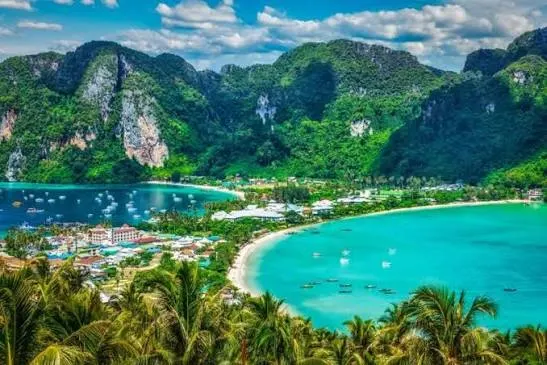 Phi Phi Island Boat Tour thumbnail