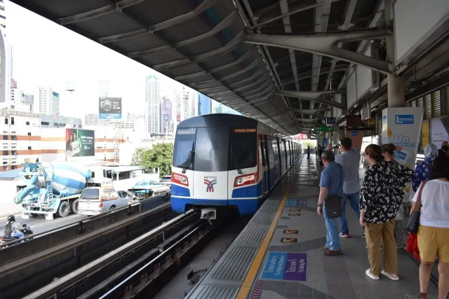 Pattaya çıkışlı Altın Bangkok turu ve Chao Phraya akşam yemeği thumbnail