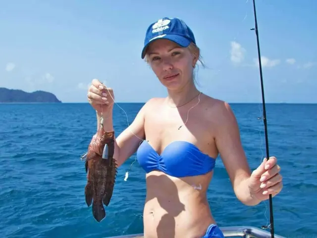 Pattaya Garfish Fishing Trip by Speedboat thumbnail