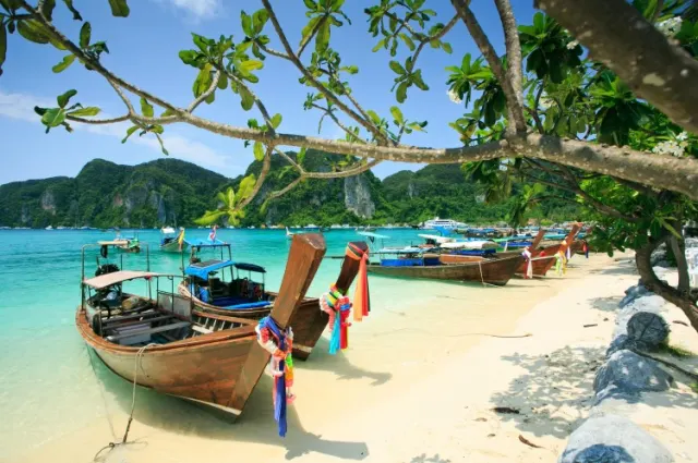 Phuket'ten tek günde 11 ada: Phang Nga, Krabi ve Phi Phi thumbnail